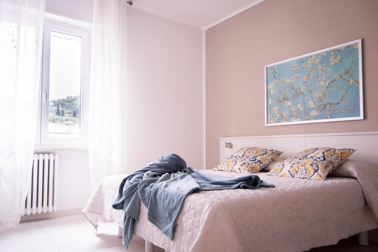 Appartamento Iris Garda  Dış mekan fotoğraf