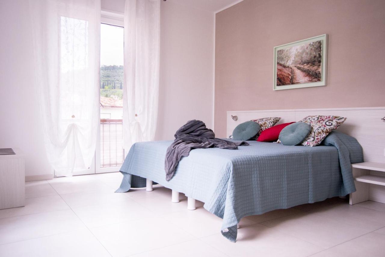 Appartamento Iris Garda  Dış mekan fotoğraf
